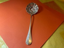 saupoudreuse CHRISTOFLE modèle PEAU DE LION métal argenté et doré Couvert 21 cm