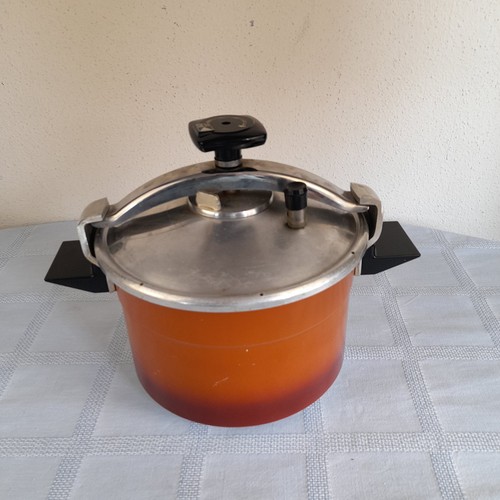 Ancienne cocotte minute seb - ancienne,