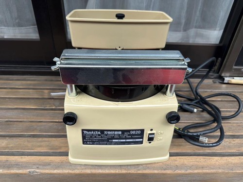 Makita couteau électrique - électrique, eau