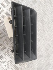 Grille de calandre droite