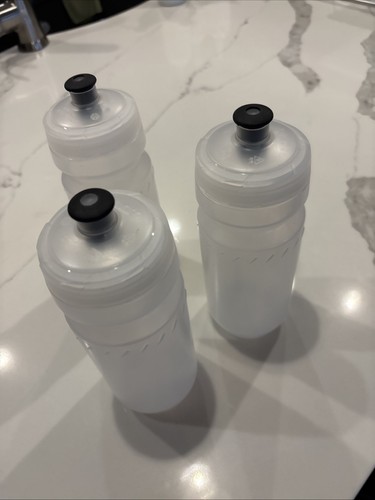Trek bike water bottles - 3,