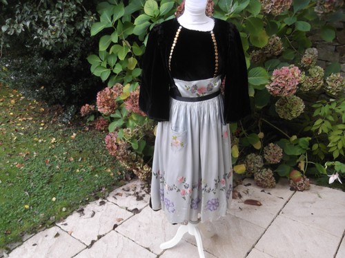 Costume breton femme - ,