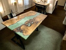 Table À Manger En Résine