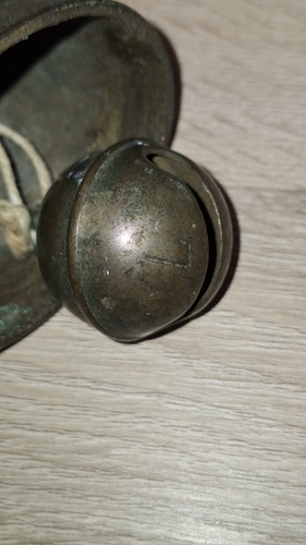 Grelot ancien en bronze - n°7,
