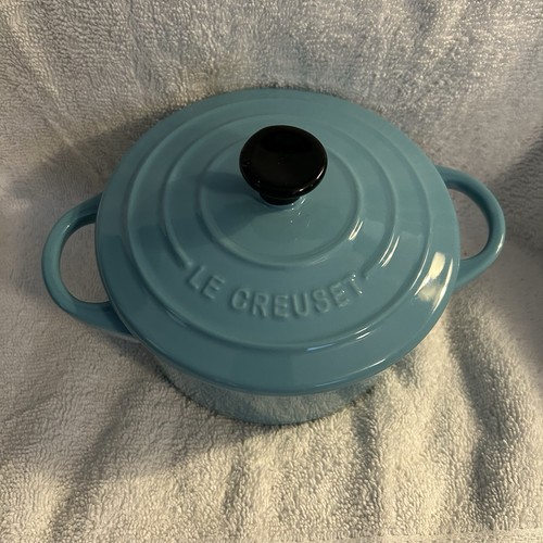Creuset sky blue round - -,