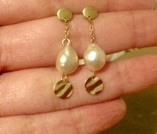 Boucles oreilles 18 - d’oreilles,