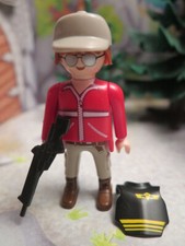 policier en civil ht rouge