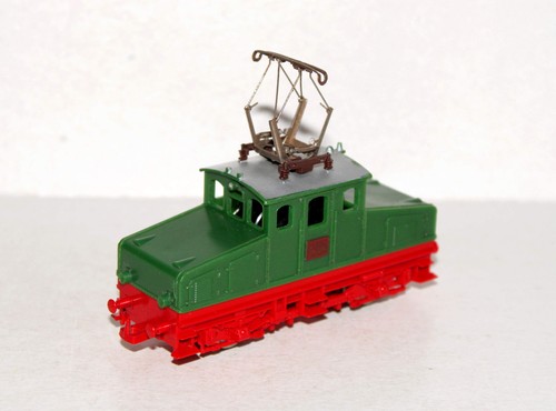 Lima 1616 locomotive - lima, ho