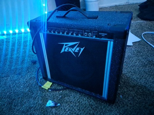 Peavey guitar amp black - guitar,