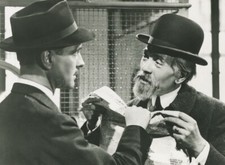 PIERRE  FRESNAY PIERRE LARQUEY LE CORBEAU 1943 VINTAGE PHOTO #2 R1970