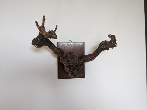 Antique vine vine hanger