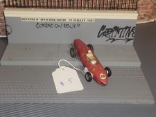 dinky toys GB  1/43 - Ferrari F1  Racing Car Rouge