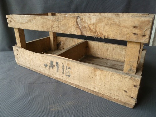 Ancienne caisse bois - caisse, art