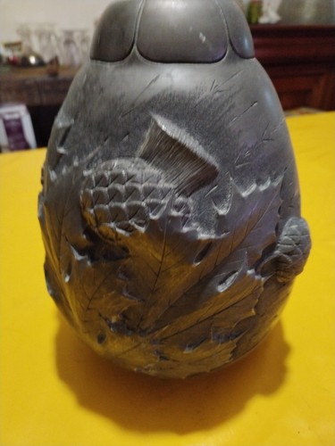 Grand vase etain signé - grand, en