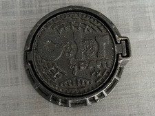 cendrier en fonte plaque d'égout pont à mousson