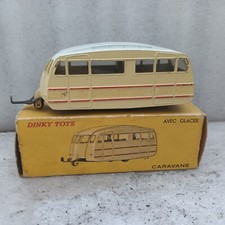 DINKY TOYS 811 CARAVANE QUASI