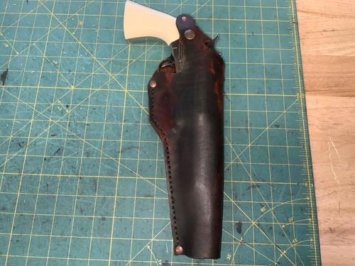 Revolver custom carving - revolver,