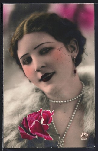 Jeune femme collier - jeune, au