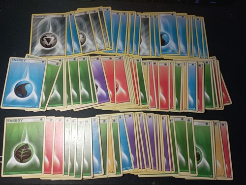 Pokémon lot 80 cartes - pokémon,
