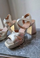 Chaussures nu pied à talon plateforme de marque GEOX RESPIRA Point. 39,5 Dorées