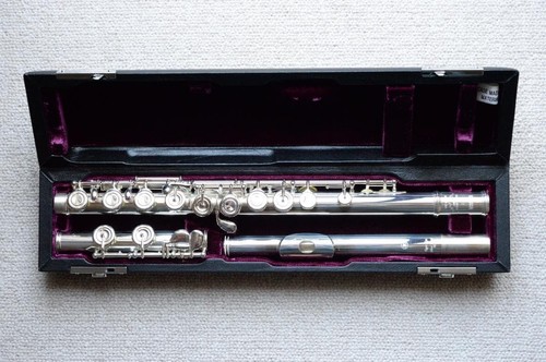 Yamaha yfl 717 flute - yamaha, hardcase