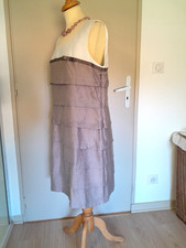 Robe  de ville Armand Thiery  sans manche T 44 , très bon état 