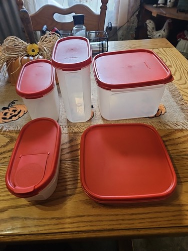 Tupperware set total of - tupperware, 5
