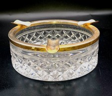 Cendrier Vintage en verre taillé avec bord en laiton doré – Style art déco