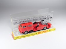 NOREV - 97 - Berliet GBK 18 Echelle Pompier Magirus - En boite
