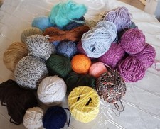 Lot Restes de pelotes de laine 900 gr - Divers Marques - Occasion