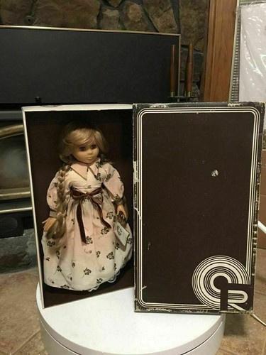 Vintage corolle club doll - corolle, cr