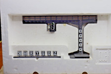 A   VENDRE   UNE   MAQUETTE