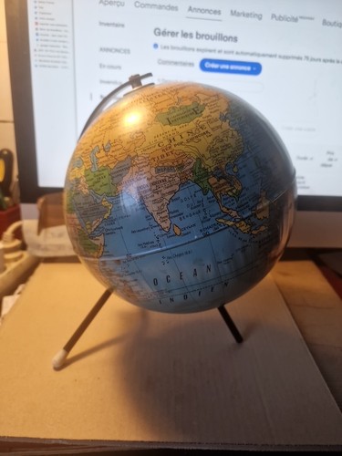 Globe terrestre ancien - globe,