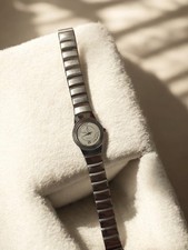 Montre ancienne femme IK