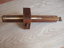 Ancien Trusquin ULMIA A 3