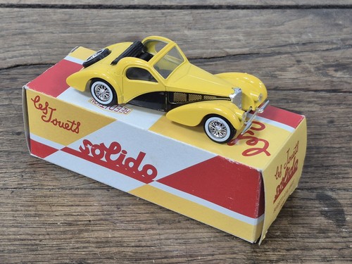 Voiture miniature bugatti - miniature,