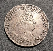 France 1/2 Ecu hybride aux 8L