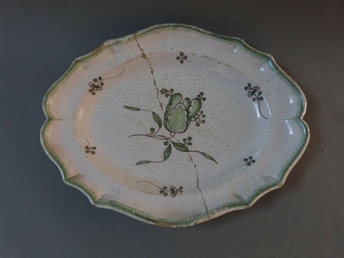 Plat faïence époque - plat,