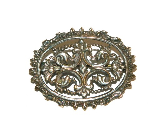 Jolie broche métal - broche, en