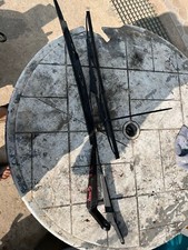 LOT BRAS D'ESSUIE GLACES PAJERO DID 3.2 ANNÉE 2009