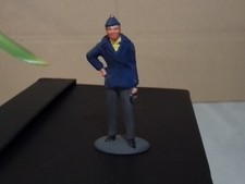 PERSONNAGE FIGURINE HOMME