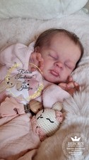 Reborn Baby Doll "Esénia" de Irina Kaplanskaya par JENNY ( Bébé Reborn Réaliste)