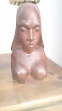 Buste de femme africaine en