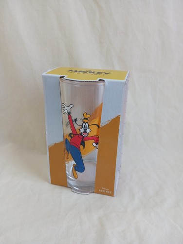 Verre dingo serie - serie, mickey