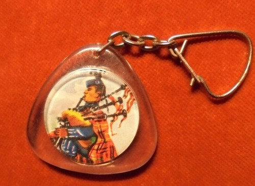 Porte clés key ring finest - key,