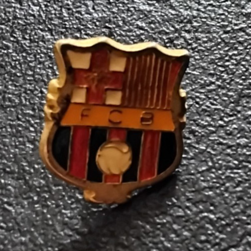 Pin sport football - pin’s,