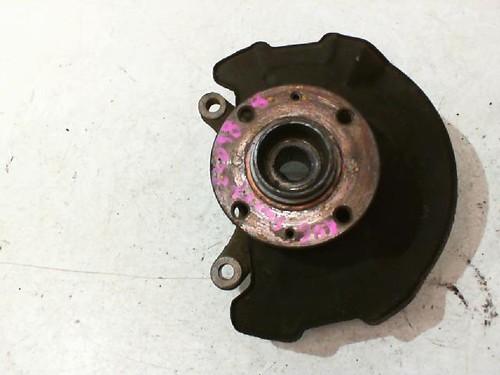 Fusee avant gauche suzuki - fusee,