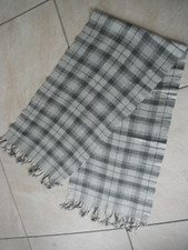 ECHARPE  A CARREAUX  GRIS CLAIR/FONCE A FRANGES VINTAGE HOMME