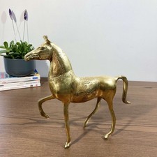 Sculpture cheval arabe en