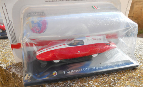 Die cast abarth 750 record - die,